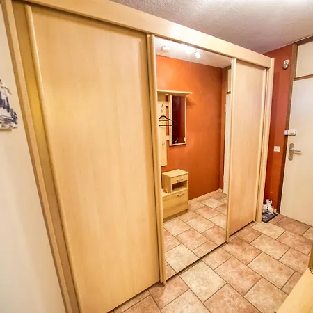 Apartment - Haus E, App 0e1008 *